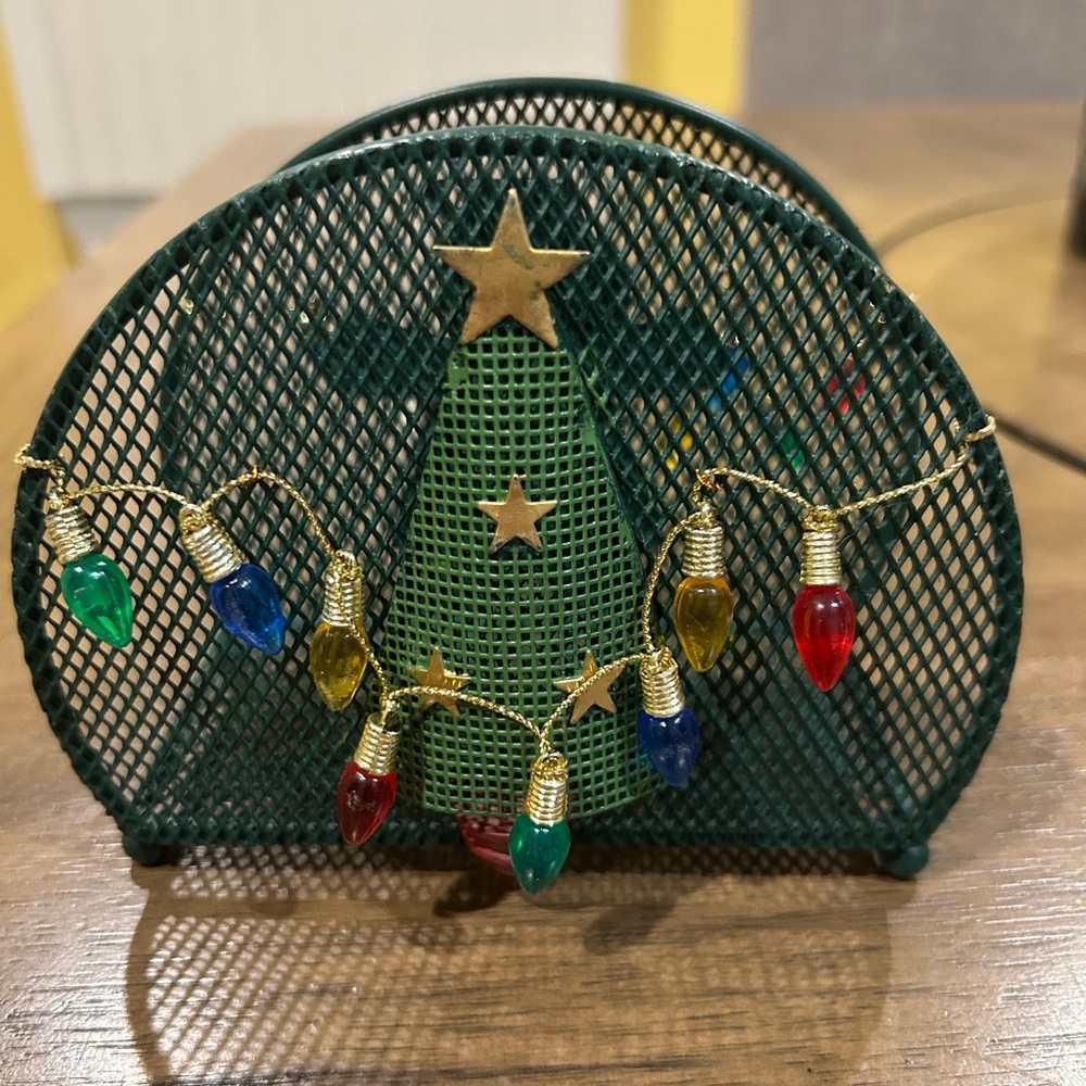 Festive Green Mesh Christmas Tree Napkin Holder with Mini String Lights, New
